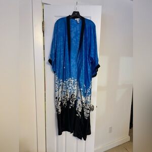 Oscar de la Renta Black and Blue Robe